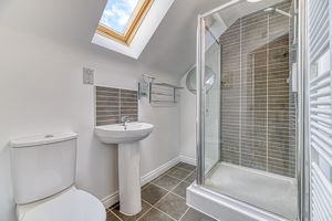 En Suite- click for photo gallery